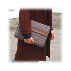 Woodcessories - MacBook Eco Pouch Cover - Walnut and Wool - MacBook 11 12 13 - Mac Case - Real Wood MacBook Bag - Avvenice