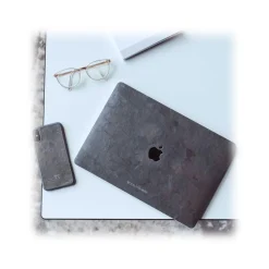 Woodcessories - Real Stone MacBook Cover - Antique White - MacBook 13 Pro Retina - Eco Skin Stone - Apple Logo - Avvenice^ Skin