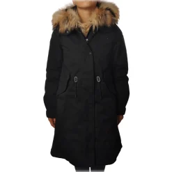 Woolrich - Cascade Long Jacket - Black - Jacket - Luxury Exclusive Collection - Avvenice^ Jackets