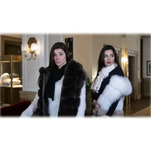 Avvenice Tops|Scarves-- Precious Cashmere Scarf - Pashmina - White - Handmade in Italy - Exclusive Luxury Collection -