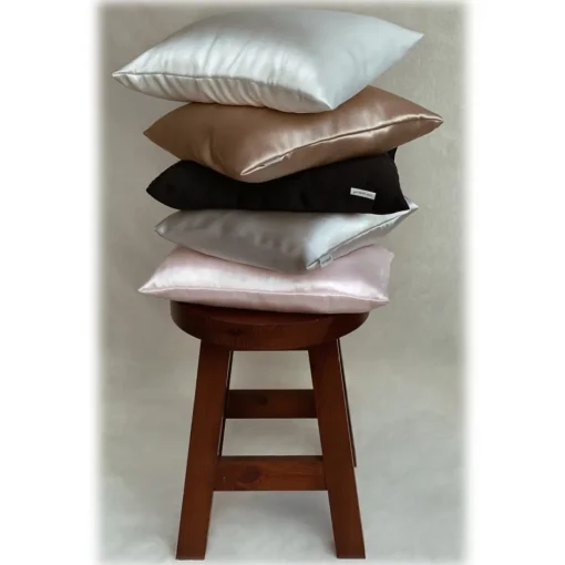 by Dariia Day Bedding-- Pure Silk Pillow - Midnight Black - Fashion - Mulberry Silk - Artisan Silk Pillow - Luxury - Avvenice