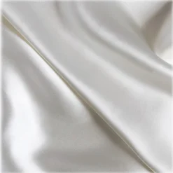 by Dariia Day Bedding-- Silk Pillowcase - Powder White - Bedding - Home - Mulberry Silk - Artisan Silk Pillowcase - Luxury - Avvenice