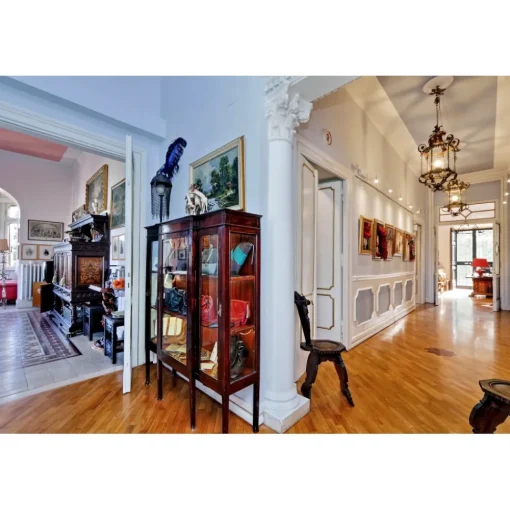 Domus Monam\u00ec Luxury Suites City-Domus Monamì Luxury Suites - Discovering Rome - 4 Days 3 Nights - Suite Cesare / Adriano - Rome Exclusive Luxury - Avvenice