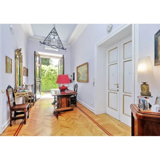 Domus Monam\u00ec Luxury Suites City-Domus Monamì Luxury Suites - Discovering Rome - 4 Days 3 Nights - Suite Costantino / Nerone - Rome Exclusive Luxury - Avvenice