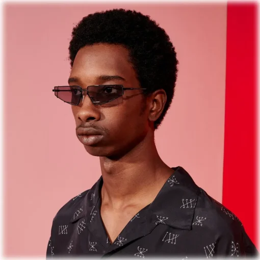 Fendi Sunglasses & Eyewear-- Fiend - Cat Eye Sunglasses - Black - Sunglasses - Eyewear - Avvenice