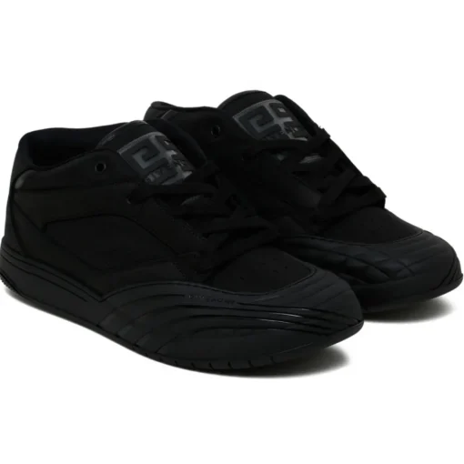 Givenchy Shoes-- Black Skate Sneakers - Exclusive Luxury Collection - Avvenice