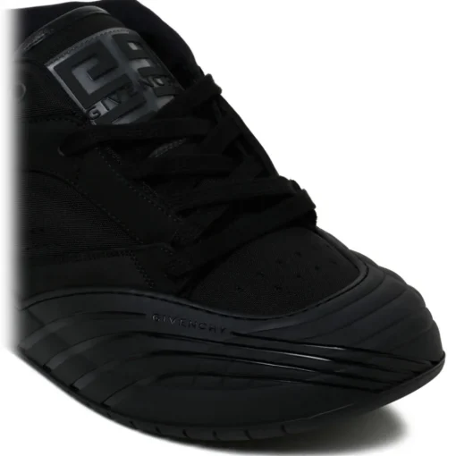 Givenchy Shoes-- Black Skate Sneakers - Exclusive Luxury Collection - Avvenice