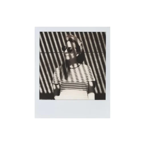 Impossible Polaroid Photo & Video-- B & W Film for 600 - White Frame - Film for Polaroid 600 Type and Impossible I-1 - Instant Films - Avvenice