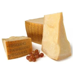 La Fattoria di Parma Salami & Cheeses-- Parmigiano Reggiano PDO Minimum Seasoning 30 Months - Artisan Cured Meats - 1200 g - Avvenice