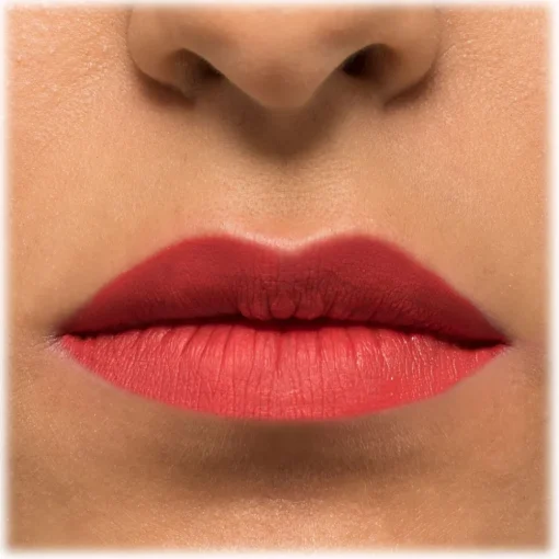 Nee Make Up - Milano Make Up-- The Lipstick Matte & Fluid Red Carpet 40 - The Lipstick Matte & Fluid - Lips - Professional Make Up - Avvenice