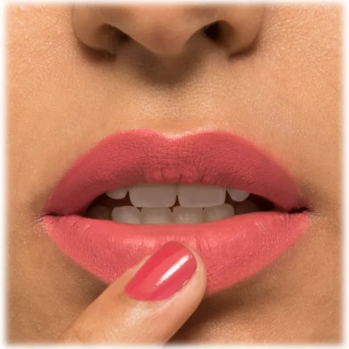 Nee Make Up - Milano Make Up-- The Lipstick Matte & Fluid All Day 65 - The Lipstick Matte & Fluid - Lips - Professional Make Up - Avvenice