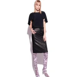 Pinko Tops-- Silk Blend Top with Ruffles - Black - Top - Made in Italy - Luxury Exclusive Collection - Avvenice