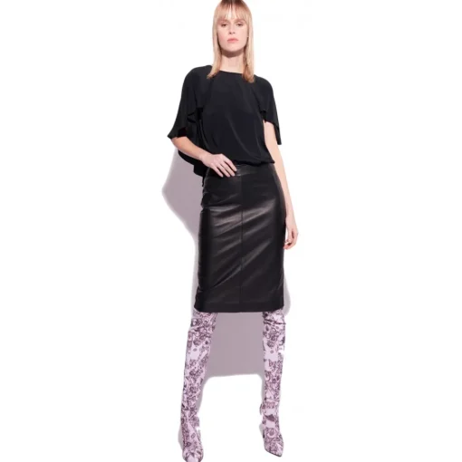 Pinko Tops-- Silk Blend Top with Ruffles - Black - Top - Made in Italy - Luxury Exclusive Collection - Avvenice