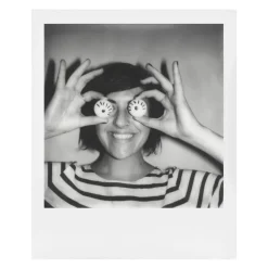 Polaroid Originals Photo & Video-- B&W Film for i-Type - Classic White Frame - Film for i-Type Cameras - OneStep 2 - Avvenice