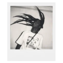 Polaroid Originals Photo & Video-- B&W Film for i-Type - Classic White Frame - Film for i-Type Cameras - OneStep 2 - Avvenice