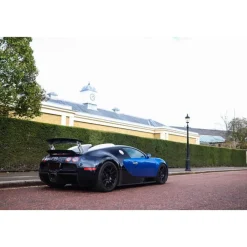 Rent Luxe Car Supercar-- Bugatti Veyron - Exclusive Luxury Rent - Avvenice