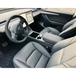 Rent Luxe Car Supercar-- Tesla Model Y - Exclusive Luxury Rent - Avvenice