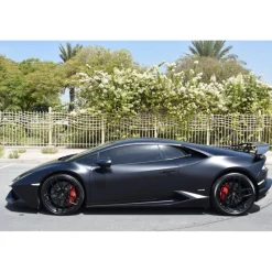 Superior Car Rental Supercar-- Lamborghini Huracan Coupe - Black - Exclusive Luxury Rent - Avvenice