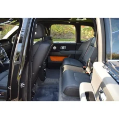 Superior Car Rental Supercar-- Rolls-Royce Cullinan - Exclusive Luxury Rent - Avvenice