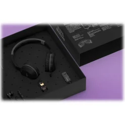 Tribe Accessories|Audio-- Batman - DC Comics - Gift Box - 16 GB USB Stick - Car Charger - Earphones - On-Ear Headphones - Micro USB Cable - Avvenice