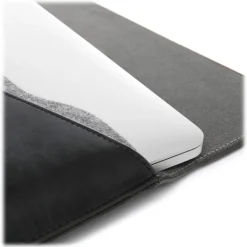 Woodcessories Skin-- Walnut / Black Leather / MacBook Bag - MacBook 13 Air - Eco Pouch Case - Wooden MacBook Bag - Avvenice