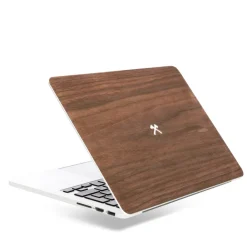 Woodcessories Skin-- Walnut / MacBook Skin Cover - MacBook 15 Pro Touchbar - Eco Skin - Axe Logo - Wooden MacBook Cover - Avvenice