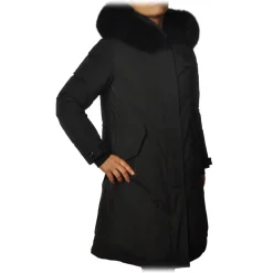 Woolrich Jackets-- Keystone Parka with Hood plus Tone-on-tone Edged Fur- Black - Jacket - Luxury Exclusive Collection - Avvenice